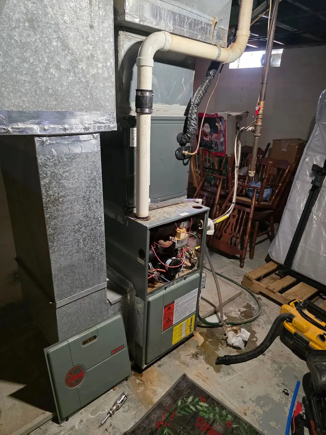 Heating, cooling and plumbing work by Leon Plumbing Heating & Cooling in Osceola, Iowa